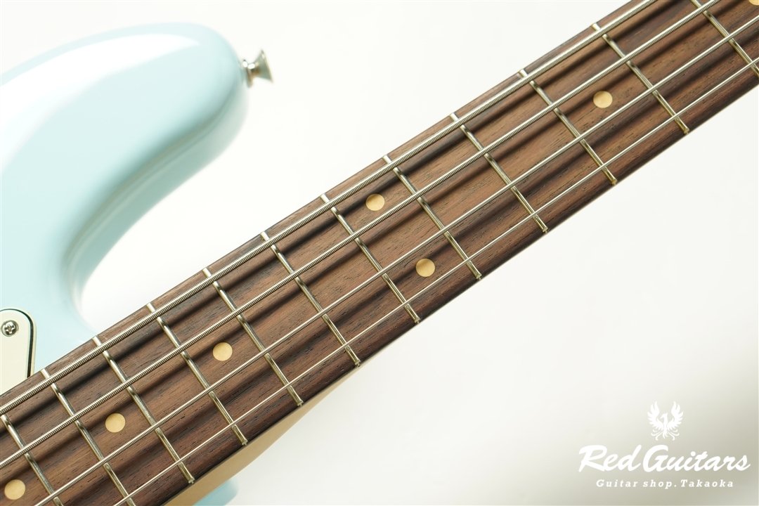 Vintera III Early 60s Jazz Bass - Sonic Blue